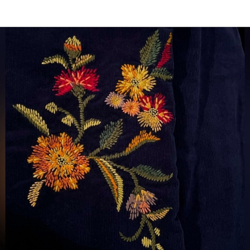 Mossimo Supply Co Navy Corduroy Floral Embroidered Mini Skirt Sz 2 Y2K - Picture 7 of 9